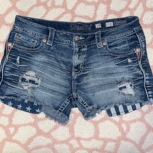 Miss Me Mid-rise Shorts
